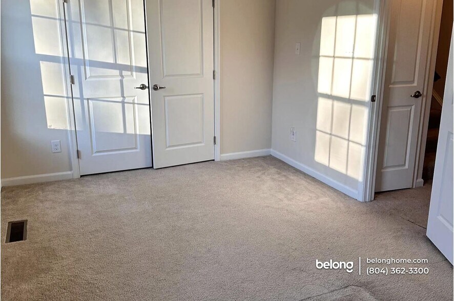 Building Photo - 4405 Glasgow Rd