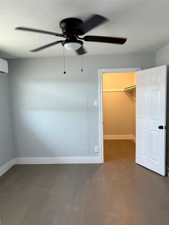 Building Photo - 1125 Ann St