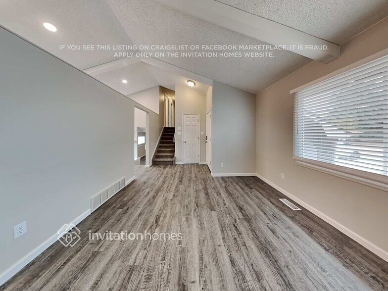 Building Photo - 3155 Zephyr Dr