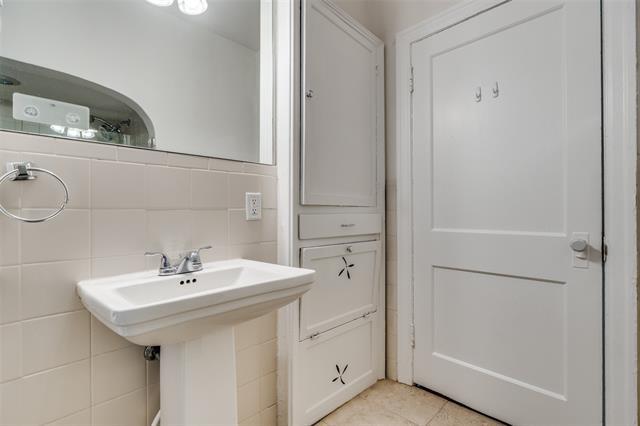 Building Photo - 4012 Prescott Ave