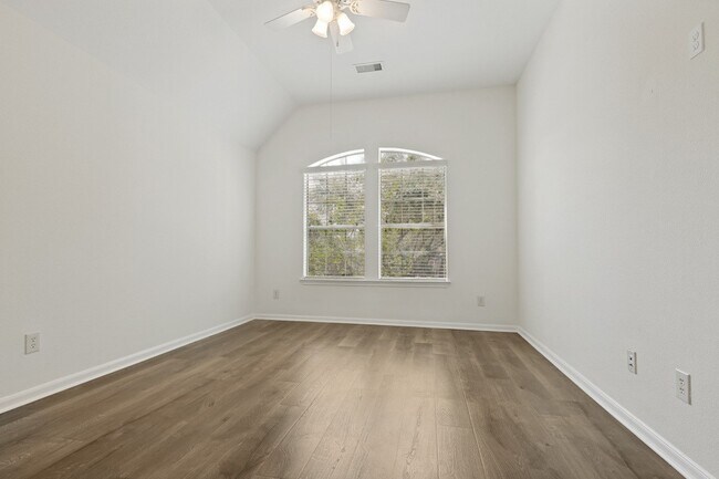 Building Photo - 9318 Rainbluff Ln