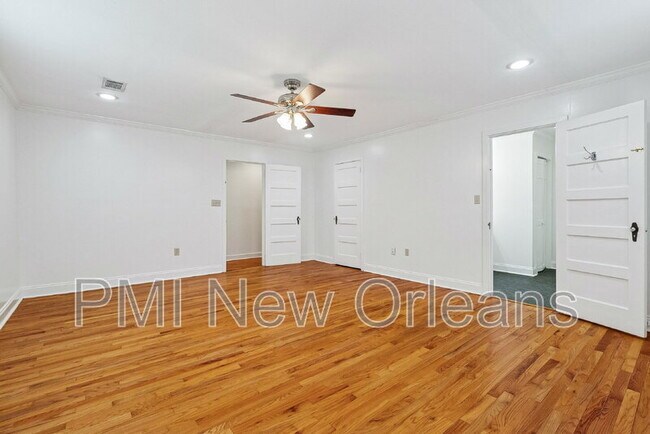 Building Photo - 12 Oaklawn Dr