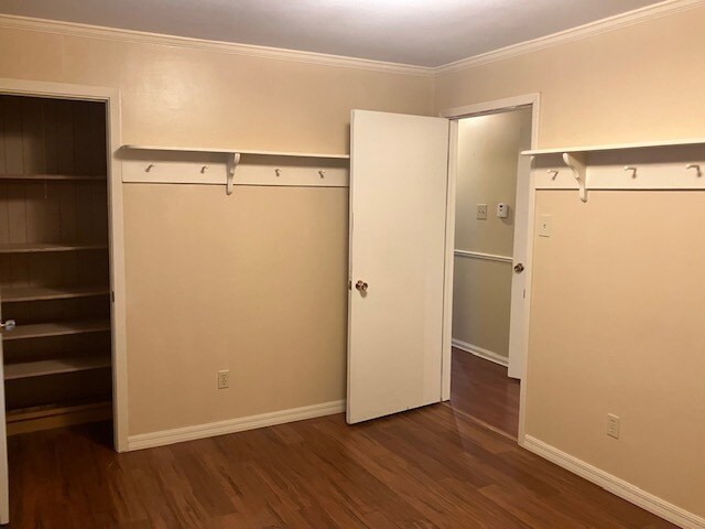 Building Photo - 706 Tarreyton Dr