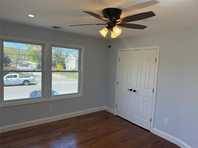 Building Photo - 37 Ruland Rd N