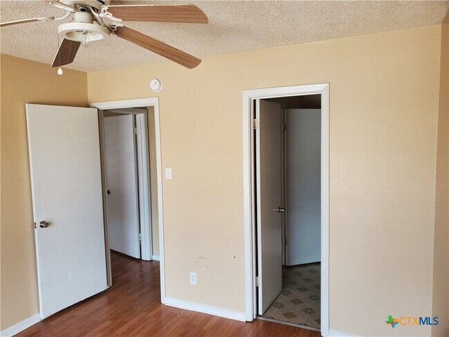 Building Photo - 1308 Covey Ln