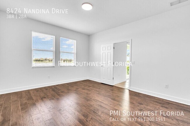 Building Photo - 8424 Nandina Dr