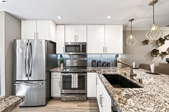 Building Photo - 4125 Amberwood Cir