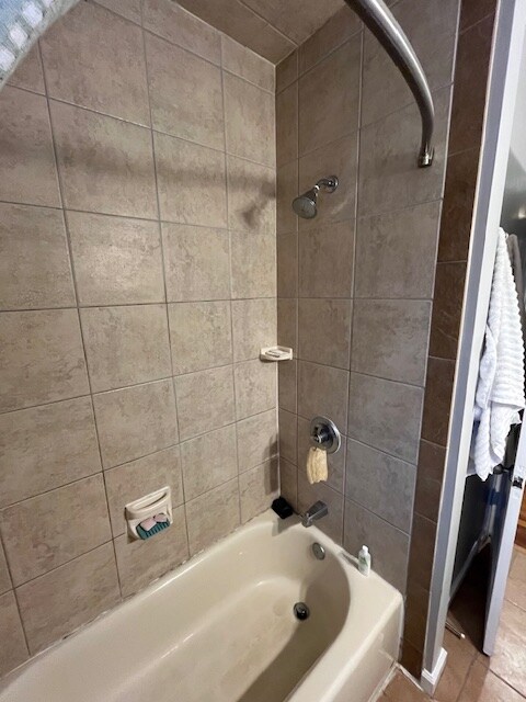 Building Photo - 6225 Monitor St