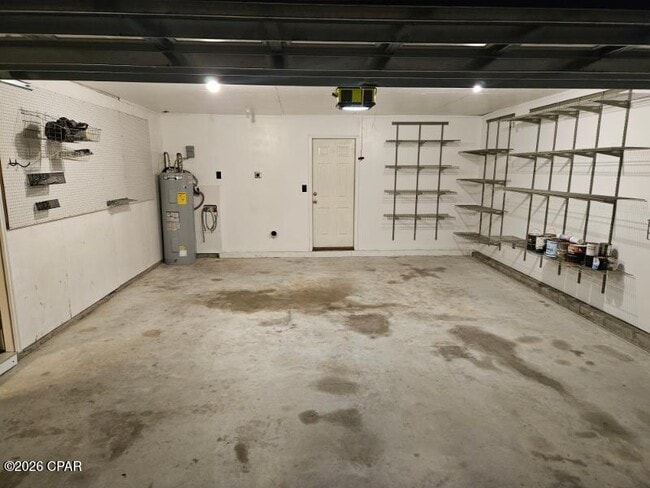 Building Photo - 3136 Lawton Ct