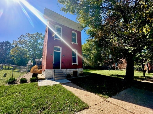 Building Photo - Historic Gem Near Lafayette Square – 1 Mon...