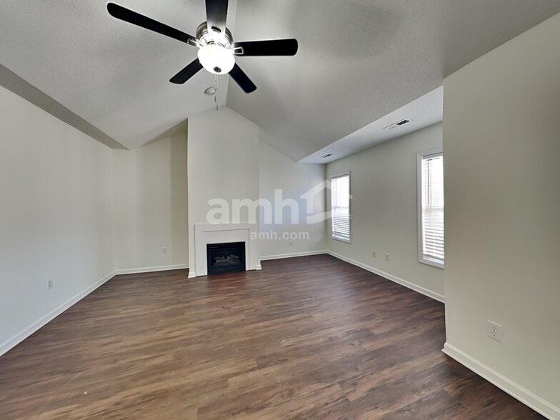 Building Photo - 110 Bristol View Cir