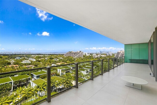 Building Photo - 360 Ocean Dr