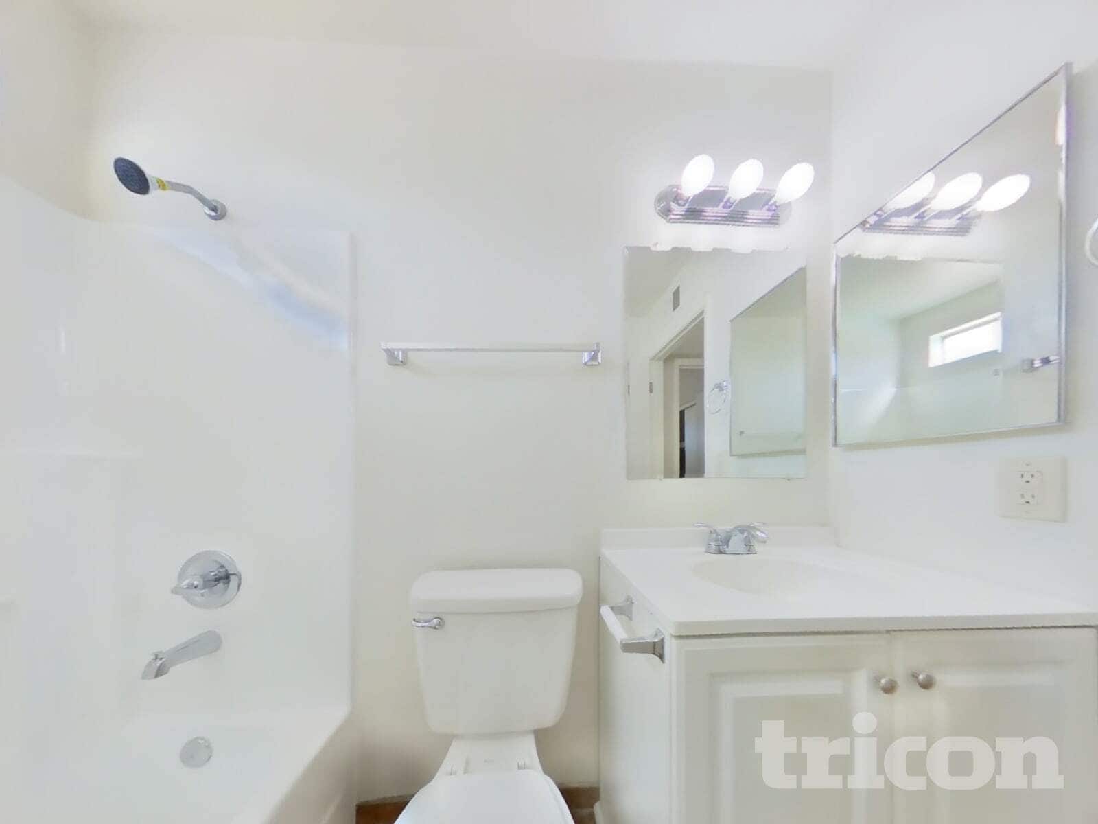 Building Photo - 3613 W Oakland St