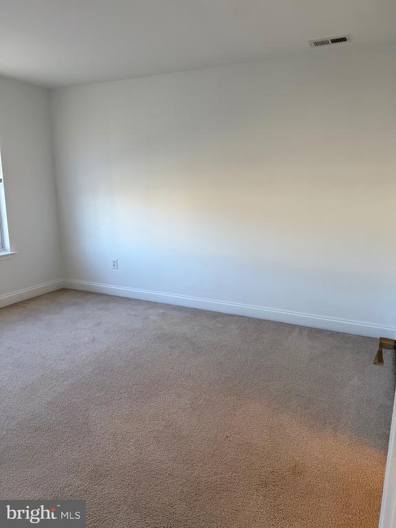 Building Photo - 111 Glacier Dr