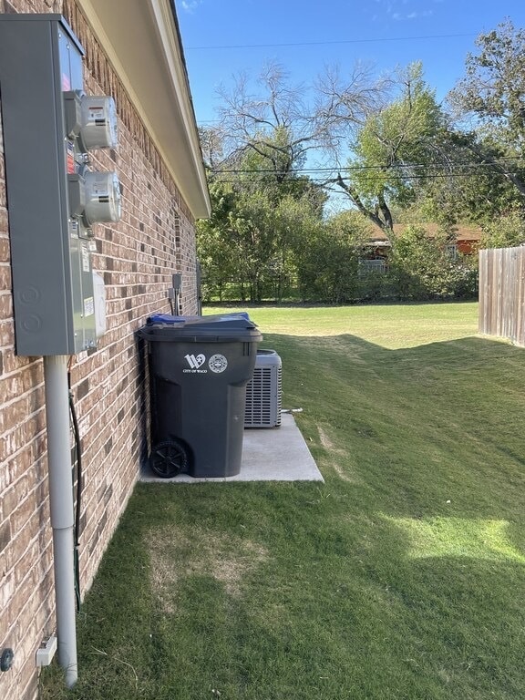 Building Photo - 3301 Belmont Dr