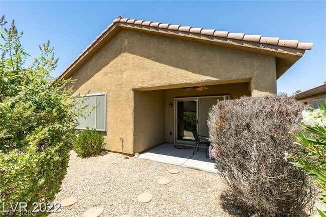 Building Photo - 5985 Falconer Ave