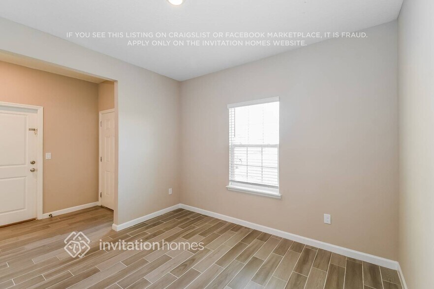 Building Photo - 9998 Lemon Grass Ln