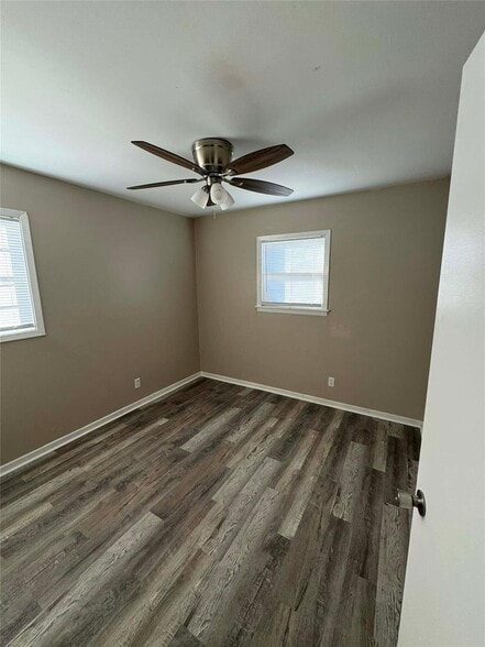 Building Photo - 5208 Aztec Dr
