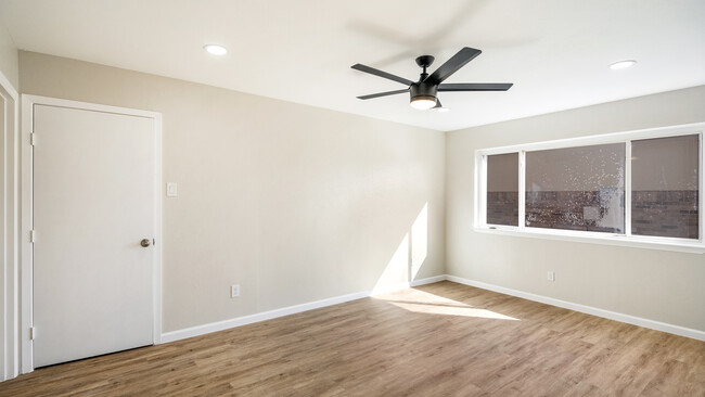 Master Bedroom - 2116 Bordeaux Dr