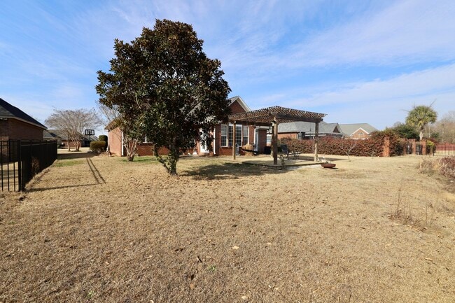 Building Photo - 1855 Beachforest Way