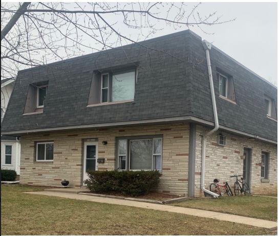 Building Photo - N 64 W23356-W24126 Main St