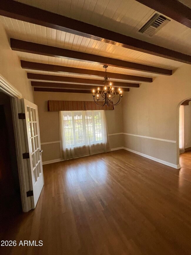 Building Photo - 2021 N Alvarado Rd