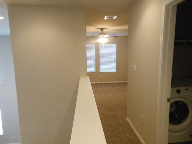 Building Photo - 2304 S Lakeline Blvd
