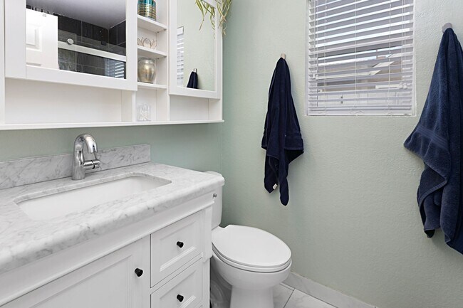 Building Photo - Owners Pride – Single Family House