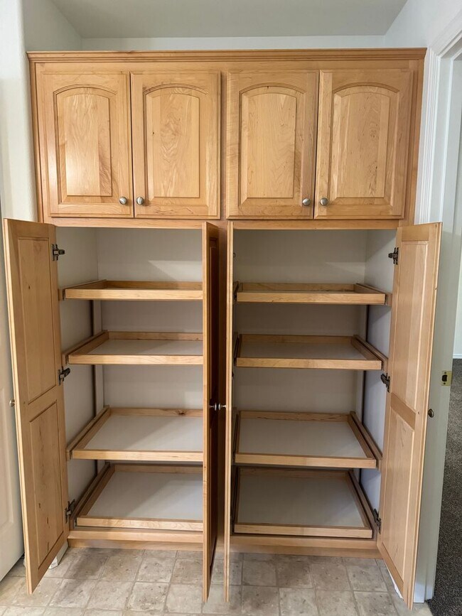 Building Photo - MHDuke2