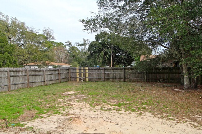 Building Photo - Pensacola 3BR Home Near NAS Pensacola with Split Floor Plan, Garage & Fenced Backyard