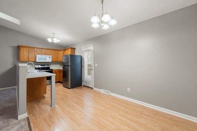 Building Photo - 1493 Stonefield Dr