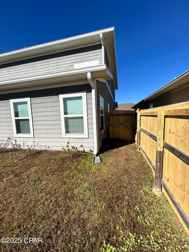 Building Photo - 103 Salt Marsh Wy