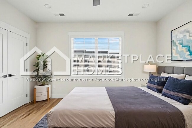 Building Photo - 976 Dozier Pl