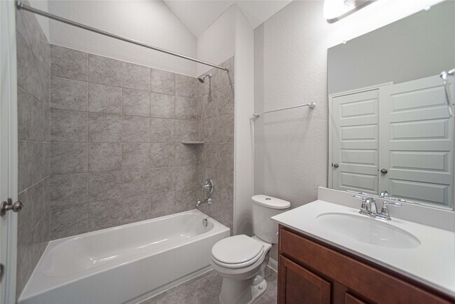 Building Photo - 2224 Gadwall Ct
