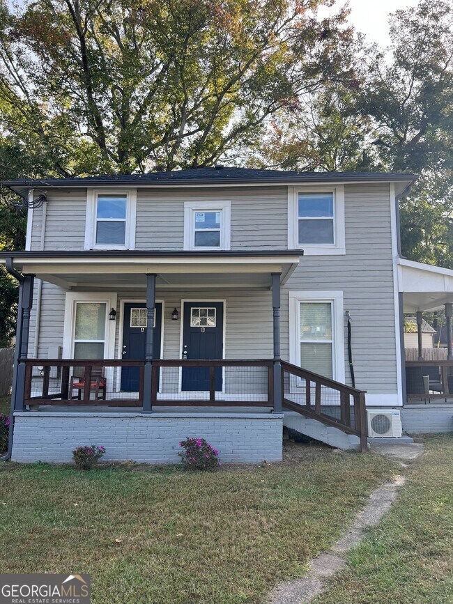 Primary Photo - 405 N Park St