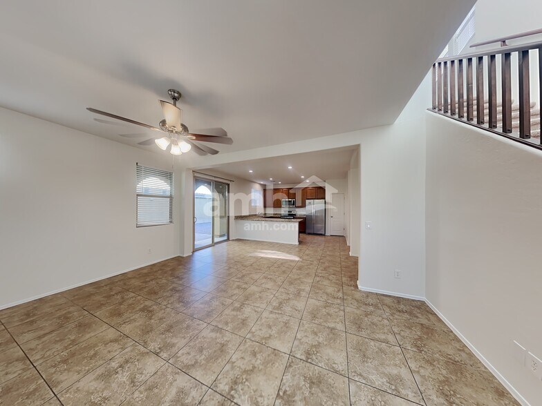 Building Photo - 2865 S Hansen Dr