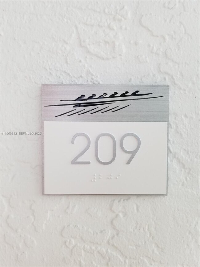 Building Photo - 6580 Indian Creek Dr