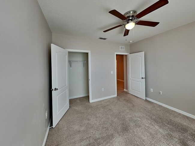 Building Photo - 432 Honey Bell Rd