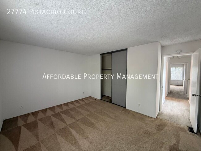 Building Photo - 27774 Pistachio Ct