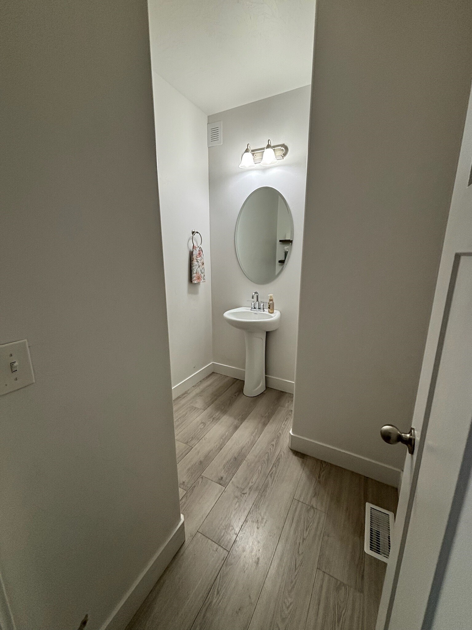 Bathroom (Main Floor) - 421 E 280 N
