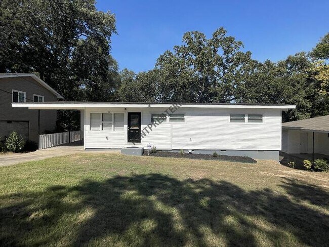 Primary Photo - 18 Southmont Dr