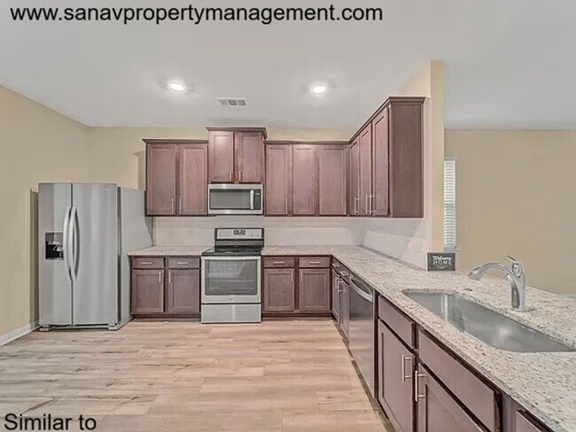Building Photo - Welcome to Your Dream Home in the Heart of...