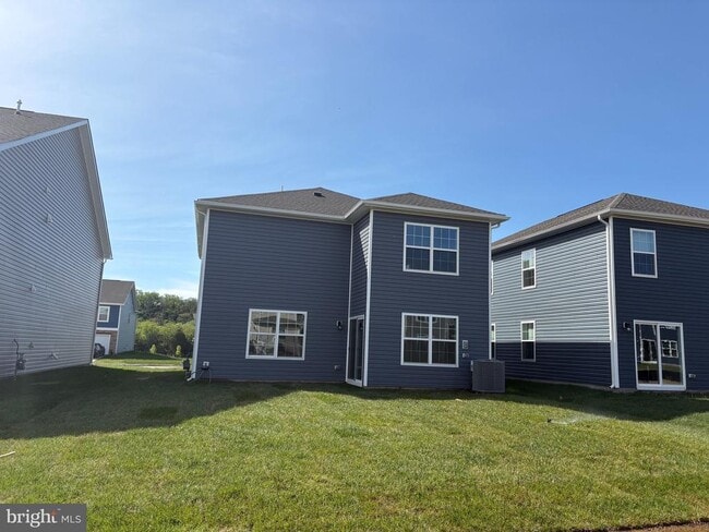 Building Photo - 126 Charing Cross Dr