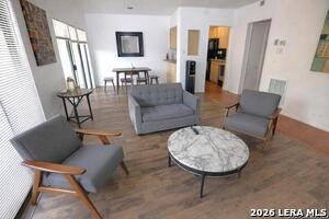 Building Photo - 8642 Fredericksburg Rd