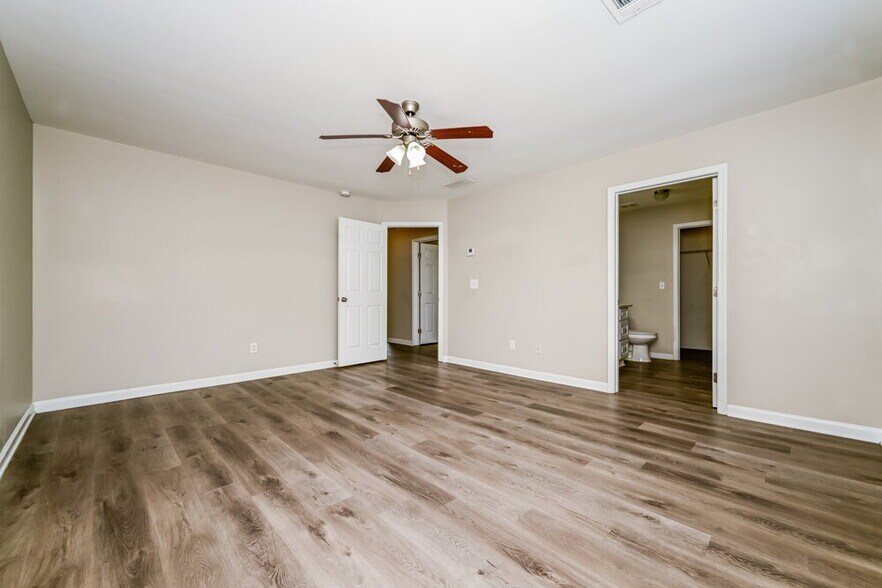 Building Photo - 1456 Arbor Pl Dr