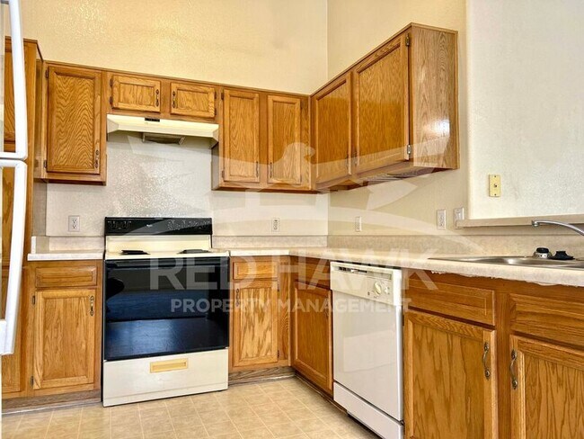 Building Photo - 1090 E Jupiter Pl