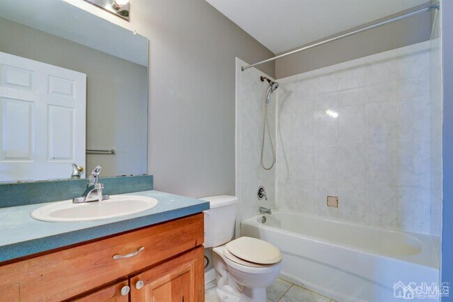 Building Photo - 334 Moonlight Dr