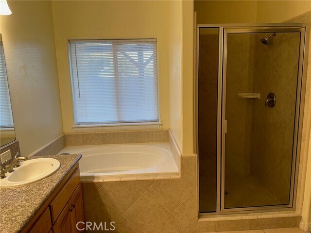 Building Photo - 26977 Silver Lakes Pkwy