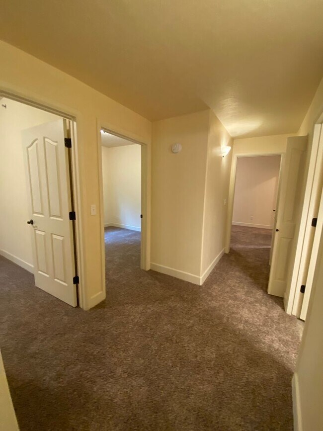 Building Photo - 6800 N Spurwing Loop