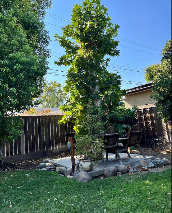Building Photo - Charming 3-Bedroom Home in the Heart of th...